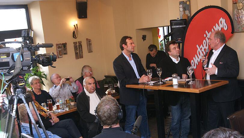 Uli Hoeneß im AZ-Café: Die Bilder aus dem Ringelnatz Uli Hoeneß im AZ-Café: Die Bilder aus dem Ringelnatz