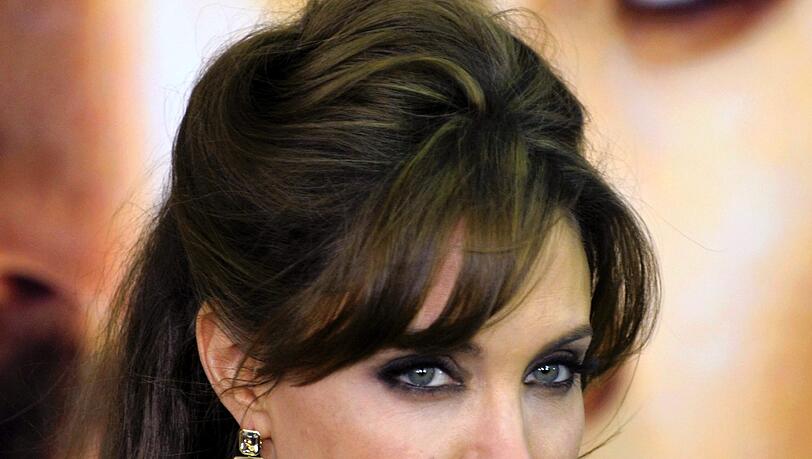 2004: Angelina Jolie 2004: Angelina Jolie