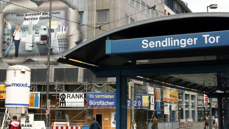 Das Sendlinger Tor wird von den Tramlinien 27 und 28 sechs Tage lang nicht angefahren. Das Sendlinger Tor wird von den Tramlinien 27 und 28 sechs Tage lang nicht angefahren.