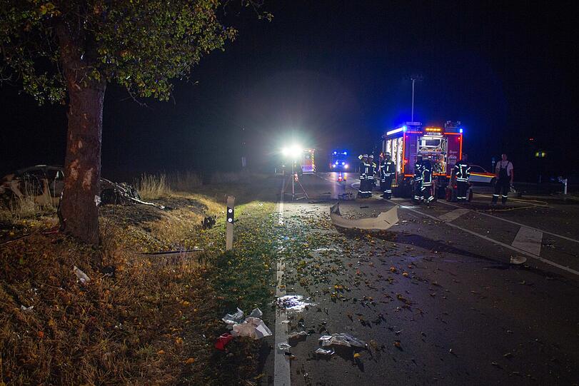 Die 22-Jährige hat nach dem heftigen Crash keine Überlebenschance.