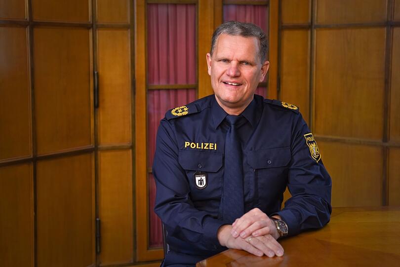 Thomas Hampel war Präsident des neuen Bayerischen Asyl-Landesamts, seit November ist er Polizeichef in München.