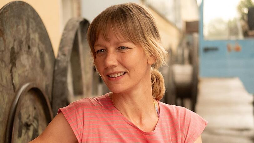 Sandra H&uuml;ller in "Zwei zu Eins".