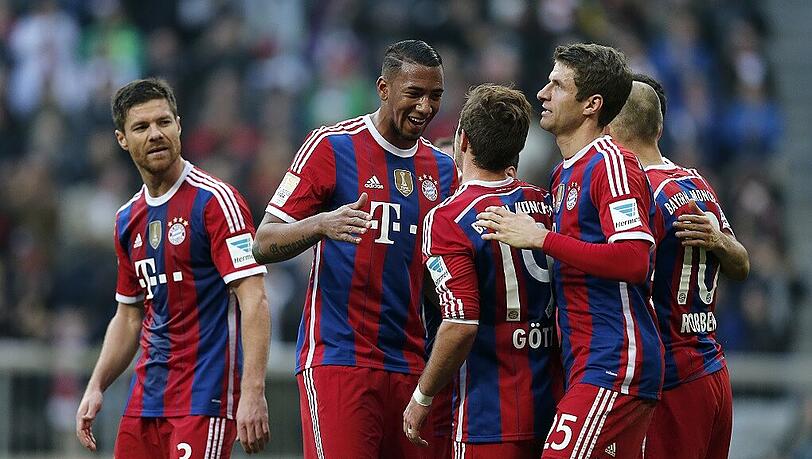 Freuen sich auf die Rückrunde und wollen den Vorsprung von Spitzenreiter FC Bayern auf den VfL Wolfsburg gleich weiter ausbauen: Thomas Müller, Jerôme Boateng. Freuen sich auf die Rückrunde und wollen den Vorsprung von Spitzenreiter FC Bayern auf den VfL Wolfsburg gleich weiter ausbauen: Thomas Müller, Jerôme Boateng.