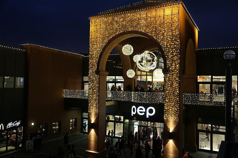 Die Geschäfte im größten Münchner Einkaufscenter pep machen ernst und lassen am Wochenende vom 29./30. November 2019 die Preise in den Keller rauschen. Für Shoppingprofis ist das auch der Startschuss für die ersten Weihnachtseinkäufe.