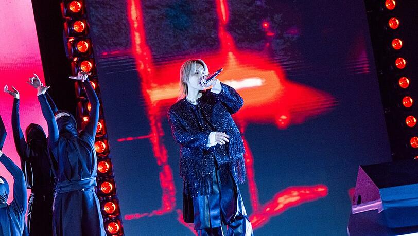 Jimin von BTS auf der B&uuml;hne in Seoul.