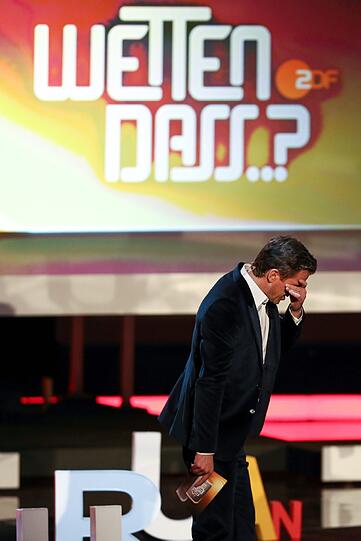 Am 13. Dezember lief ein letztes Mal "Wetten, dass...?" über die deutschen Bildschirme. Moderator Markus Lanz musste am Ende sogar das eine oder andere Tränchen verdrücken.
