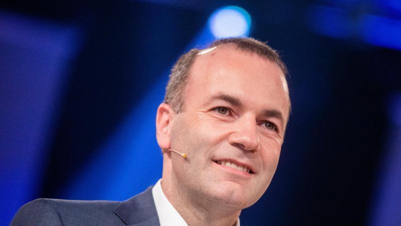 Manfred Weber (EVP) steht im Fernsehstudio. Rolf Vennenbernd Foto: Rolf Vennenbernd Manfred Weber (EVP) steht im Fernsehstudio. Rolf Vennenbernd Foto: Rolf Vennenbernd