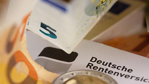 Wie wird das Rentensystem zukunftsfest? Fachleute haben 33 Vorschl&auml;ge erarbeitet. (Symbolbild)