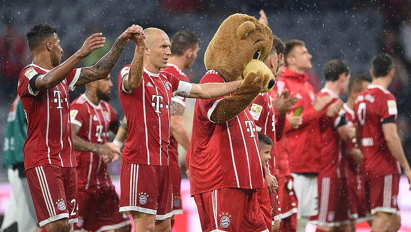 Nach dem erfolgreichen Auftakt in der Bundesliga am Freitag reisen die Bayern am Sonntag nach Franken zum Traumspiel. Nach dem erfolgreichen Auftakt in der Bundesliga am Freitag reisen die Bayern am Sonntag nach Franken zum Traumspiel.