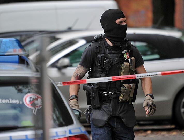 Amok-Alarm an einer Kölner Schule: Die Bilder.