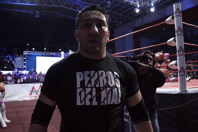 Der Wrestler El Hijo del Perro Aguayo stirbt während eines Kampfes im Ring
