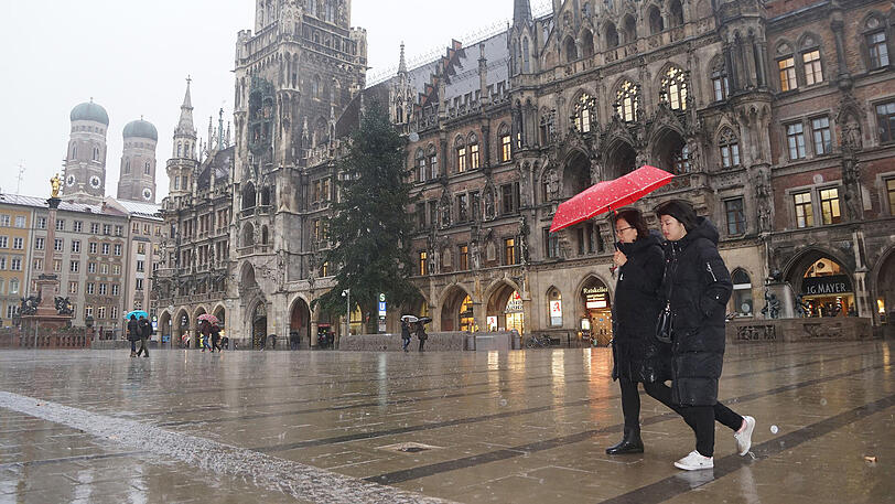 Der Marienplatz am Mittwoch: Leergefegt.