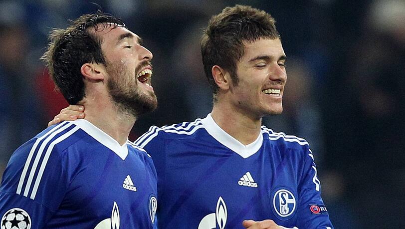 Siegtorschütze gegen Piräus: Christian Fuchs (l.) Siegtorschütze gegen Piräus: Christian Fuchs (l.)