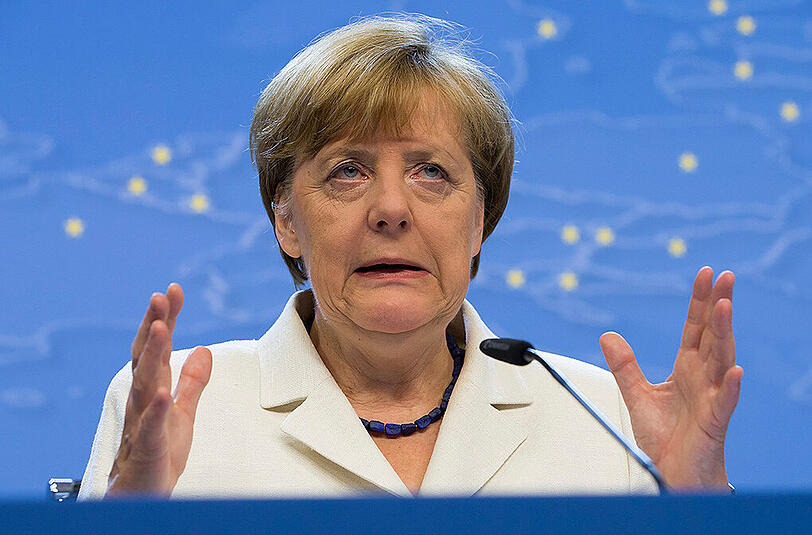 merkelnNichtstun, keine Entscheidungen treffen, keine Äußerungen von sich geben, Bezug auf Angela Merkel.