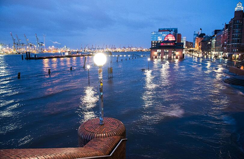 Land unter am Fischmarkt.