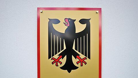 Schild am Bundesministerium für Wirtschaft in Berlin. Die Beschlussvorlage des Wirtschaftsministeriums soll Mitte der Woche vom Kabinett verabschiedet werden.