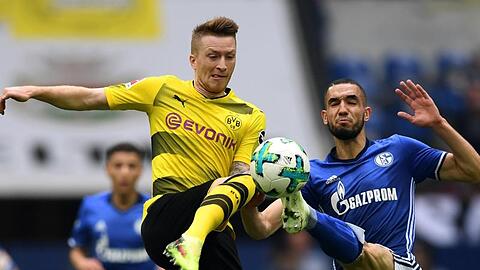 Im Revierderby treffen am 14. Spieltag der Bundesliga der FC Schalke 04 und Borussia Dortmund in Gelsenkirchen aufeinander.