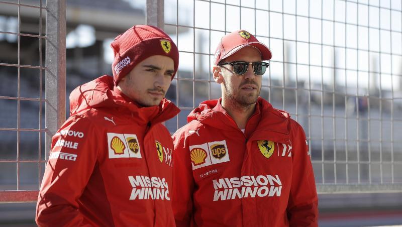 In Erwartung ihres neuen Dienstwagens: Die Ferrari-Piloten Charles Leclerc (l) und Sebastian Vettel. In Erwartung ihres neuen Dienstwagens: Die Ferrari-Piloten Charles Leclerc (l) und Sebastian Vettel.