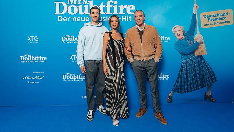 Verona Pooth mit Ehemann Franjo Pooth (re.) und Sohn Diego Pooth. Verona Pooth mit Ehemann Franjo Pooth (re.) und Sohn Diego Pooth.