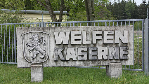Der Todes-Bunker existiert heute noch, er liegt auf dem Gelände der Welfen-Kaserne. Der Todes-Bunker existiert heute noch, er liegt auf dem Gelände der Welfen-Kaserne.