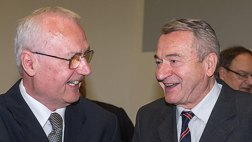 Der ehemalige jugoslawische Geheimdienstchef Zdravko Mustac (r) und sein enger Mitarbeiter General Josip Perkovic (l) stehen seit 21 Monaten vor Gericht. Der ehemalige jugoslawische Geheimdienstchef Zdravko Mustac (r) und sein enger Mitarbeiter General Josip Perkovic (l) stehen seit 21 Monaten vor Gericht.