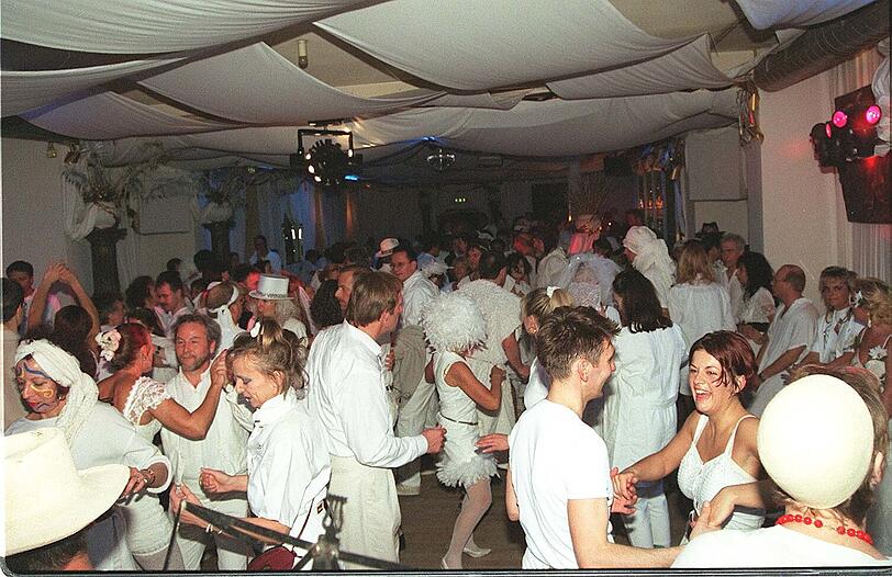 Legendär: Die Weißen Feste in der Max Emanuel Brauerei.
