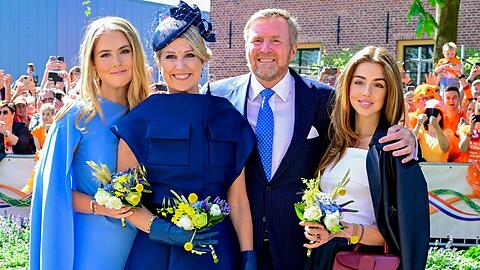 Kronprinzessin Amalia, Königin Máxima, König Willem-Alexander und Prinzessin Alexia am 58. Geburtstag des Königs in Doetinchem.