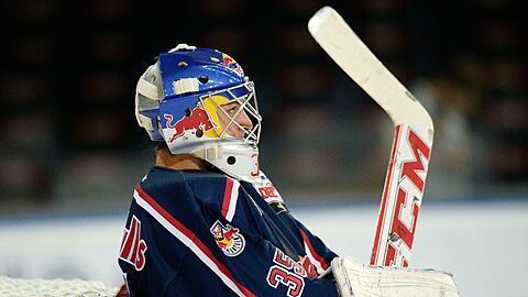 Gilt als größtes Torwart-Talent Deutschlands: EHC-Ersatzkeeper Kevin  Reich (17).