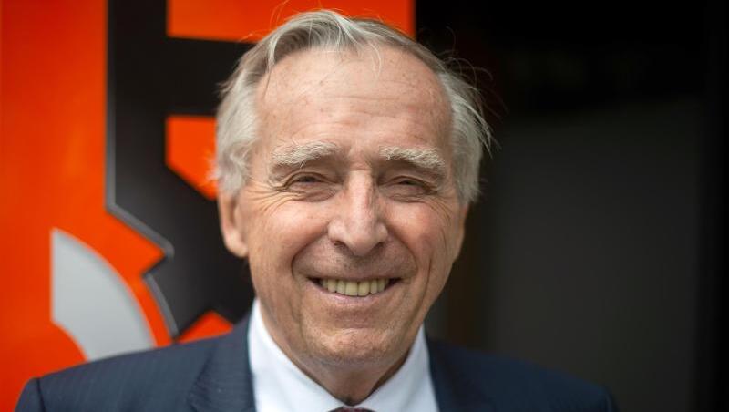Erich Sixt, Vorstandschef von Sixt, lächelt in die Kamera. Foto: Sina Schuldt/Archiv Erich Sixt, Vorstandschef von Sixt, lächelt in die Kamera. Foto: Sina Schuldt/Archiv
