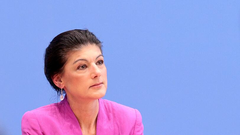 Sahra Wagenknecht hat angekündigt, möglicherweise rechtlich gegen das Ergebnis der Bundestagswahl vorzugehen.