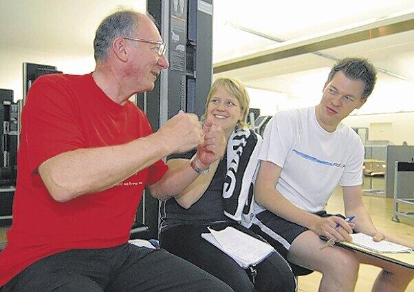 Interview im Fitness-Studio: Franz Maget mit den AZ-Redakteuren.