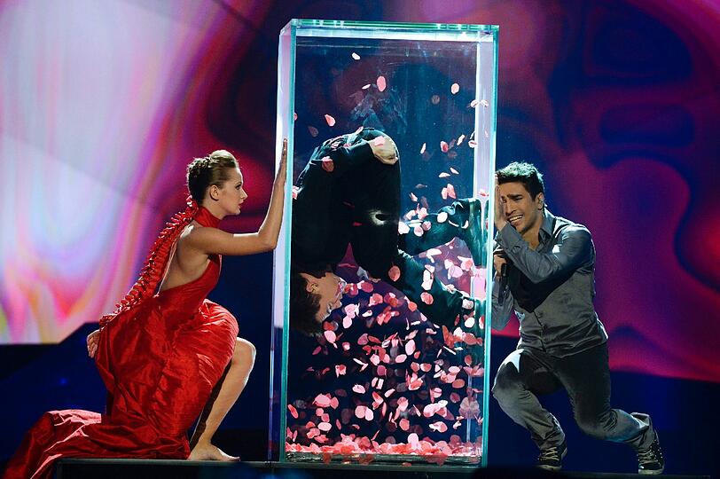 Zweiter: Farid Mammadov aus Aserbaidschan mit "Hold Me".