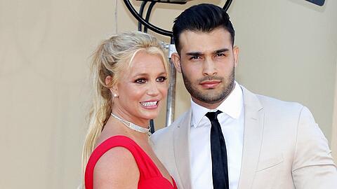 Britney Spears und ihr Ehemann Sam Asghari lassen sich scheiden, der 29-Jährige hat die Scheidung eingereicht.