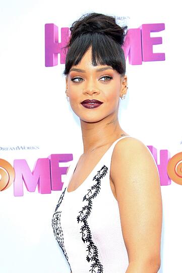 Auf ihrer "Anti World Tour" 2016 gastiert Superstar Rihanna am 7. August im Münchner Olympiastadion. Wir zeigen die schönsten Bilder der mit 210 Millionen verkauften digitalen Tracks bestverkaufenden Digital-Künstlerin aller Zeiten.