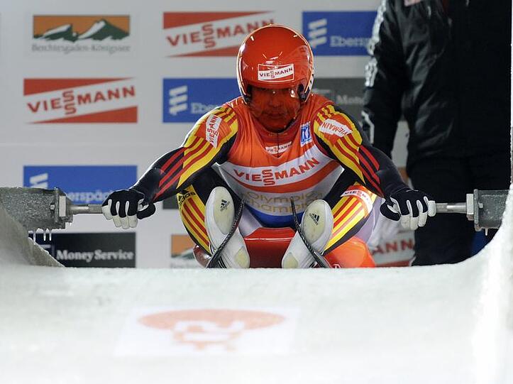 Felix Loch am Start in der Saison 2010/11.