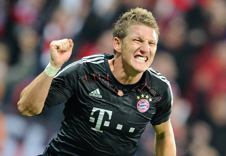 Er war irgendwie alles am Mittwoch: Bastian Schweinsteiger, der Rückkehrer, Erlöser, Spielmacher, Torschütze. Die Bilder