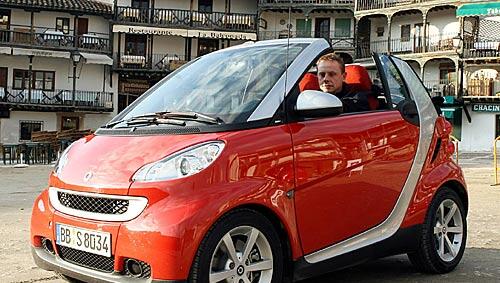 Ein Smart ist in München in der Isarvorstadt abgebrannt. Ein Smart ist in München in der Isarvorstadt abgebrannt.