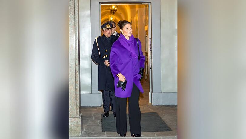 Kronprinzessin Victoria von Schweden eröffnete die "Nobel Week Lights" in Stockholm. Kronprinzessin Victoria von Schweden eröffnete die "Nobel Week Lights" in Stockholm.