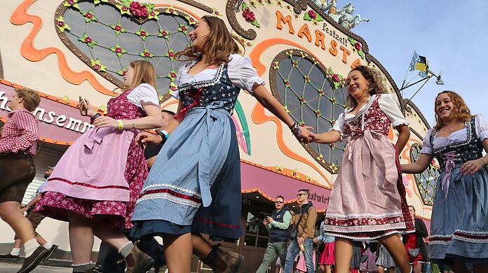 Frauen in Notlage steht auf der Wiesn heuer wieder die Aktion Sichere Wiesn zur Seite. (Symbolfoto)