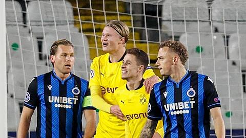 Thorgan Hazard (2.v.r) brachte den BVB früh in Führung.