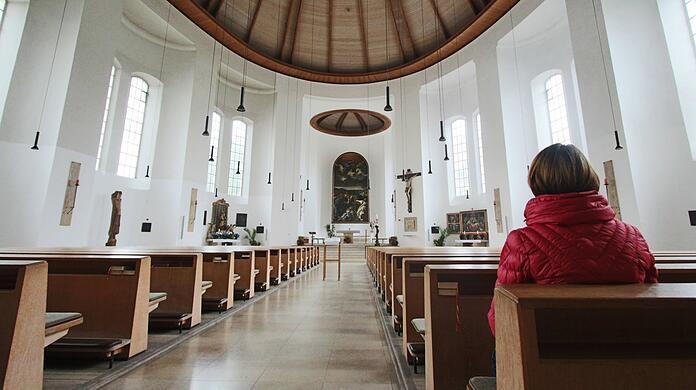 Die Bänke bleiben leer - so wie hier in der Christkönig-Kirche am Romanplatz.