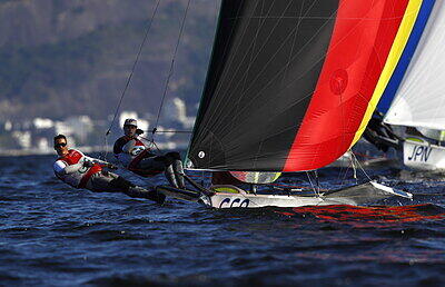 Die 49er-Crew Erik Heil und Thomas Plößel hat sich unter dem Zuckerhut Olympia-Bronze erkämpft.