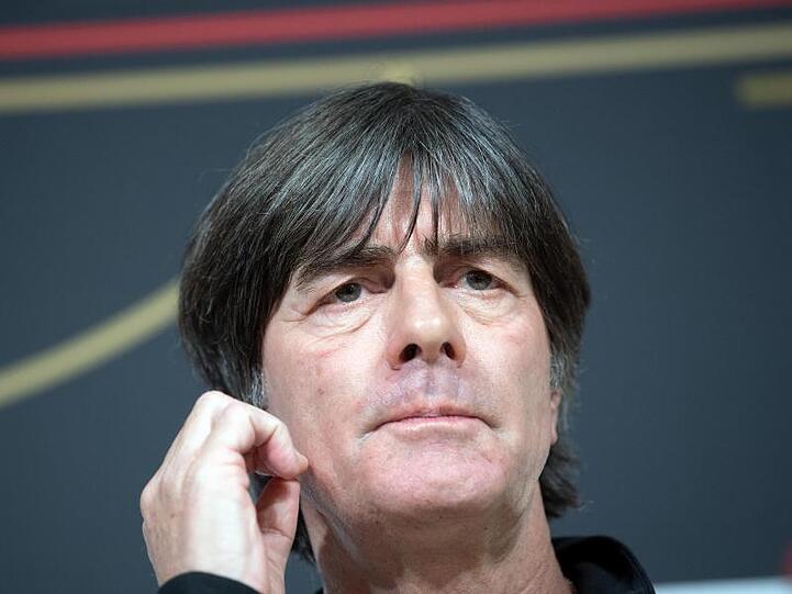 Bundestrainer Joachim Löw muss den Endspurt in der EM-Qualifikation ohne den Dortmunder Marco Reus bestreiten.