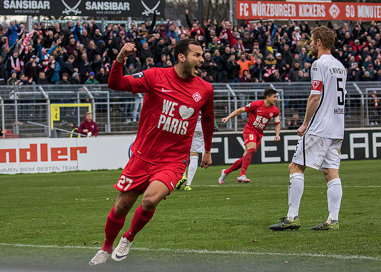 Adam Jabiri und die Würzburger Kickers haben derzeit die Verfolger-Rolle inne: Der Klub hat als Vierter 47 Zähler gesammelt und liegt damit vier Punkte hinter dem Relegationsrang zurück.
