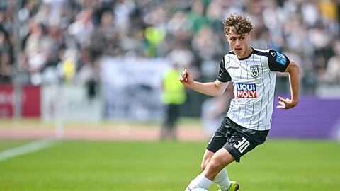 In der vergangenen Saison spielte Krattenmacher für Ulm.