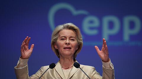 "EVP steht für Europa, für ein starkes, sicheres, friedliches, wohlhabendes, demokratisches und geeintes Europa": Ursula von der Leyen.