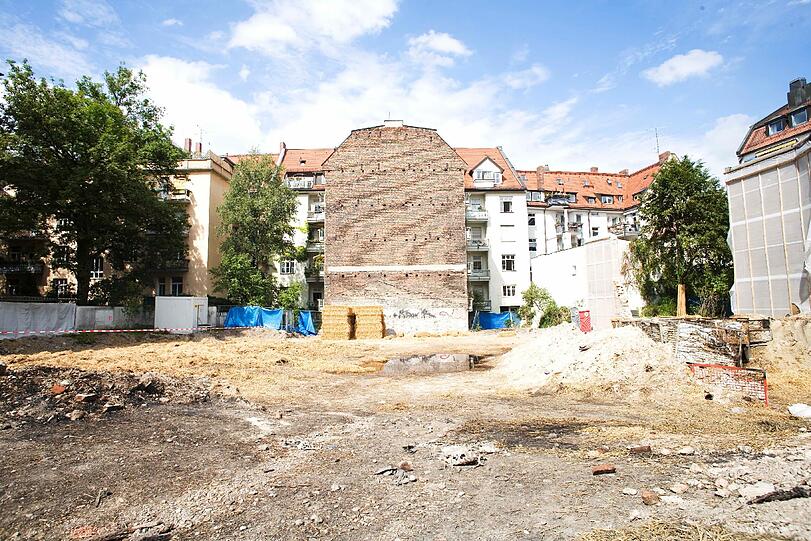 Neue Bilder aus Schwabing: Noch immer sieht es in den Wohnungen aus wie nach einem Anschlag. Die AZ hat sich umgesehen.