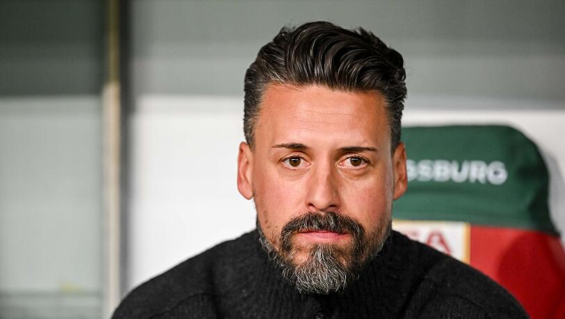 Unter Druck nach zwei Niederlagen in der Heimspiel-Woche: Sandro Wagner. Unter Druck nach zwei Niederlagen in der Heimspiel-Woche: Sandro Wagner.