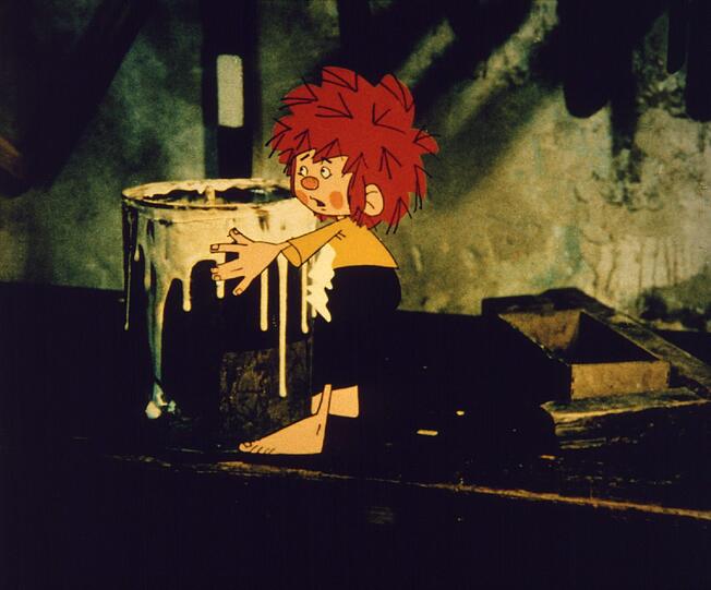 Seit Pumuckl an Meister Eders Leimtopf kleben blieb, ist er dessen treuer Gefährte.