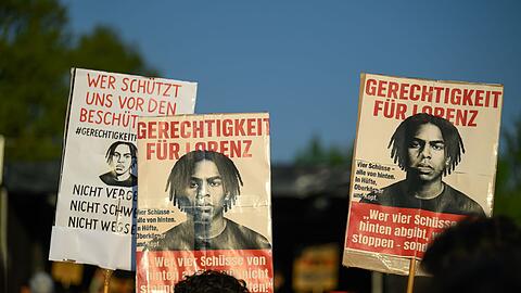 Nach dem gewaltsamen Tod von Lorenz gab es große Demonstrationen. (Archivbild)